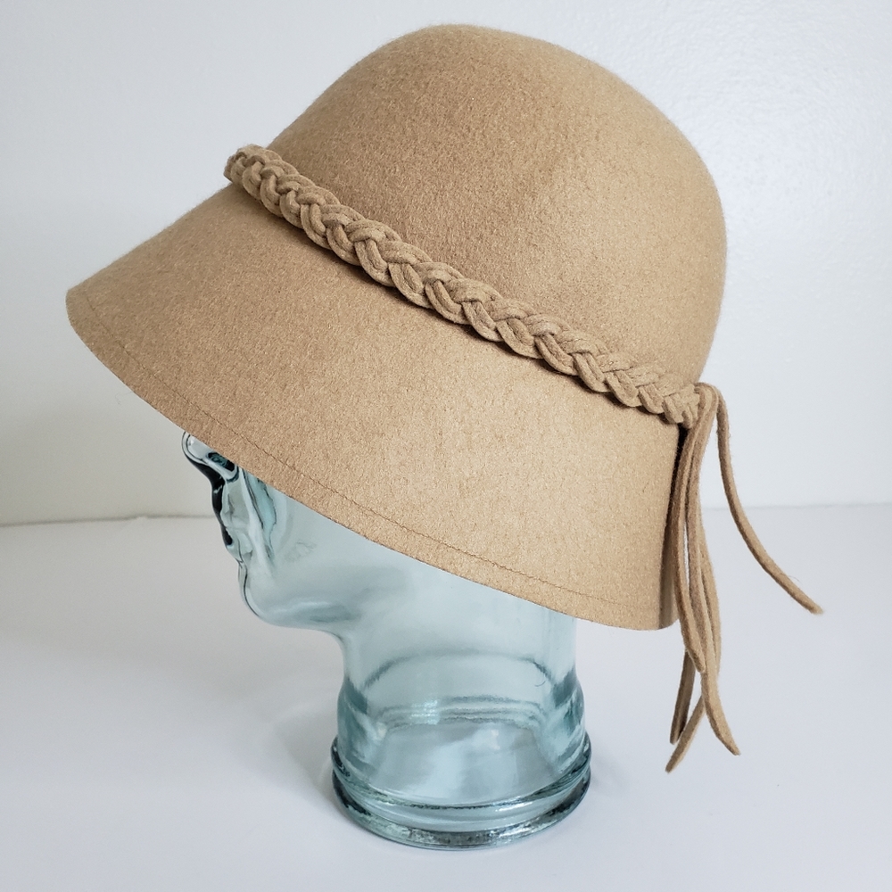 Old Navy Wool Tan Hat OS